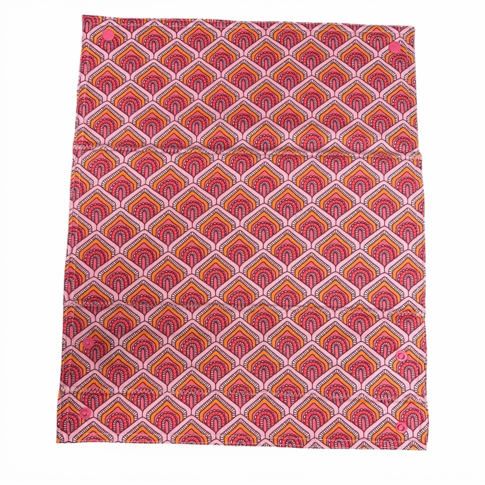 Hand Crafted Fabric Playing Card Holder 5 Pockets with Snap Closure 10.5” Pink - Picture 5 of 9